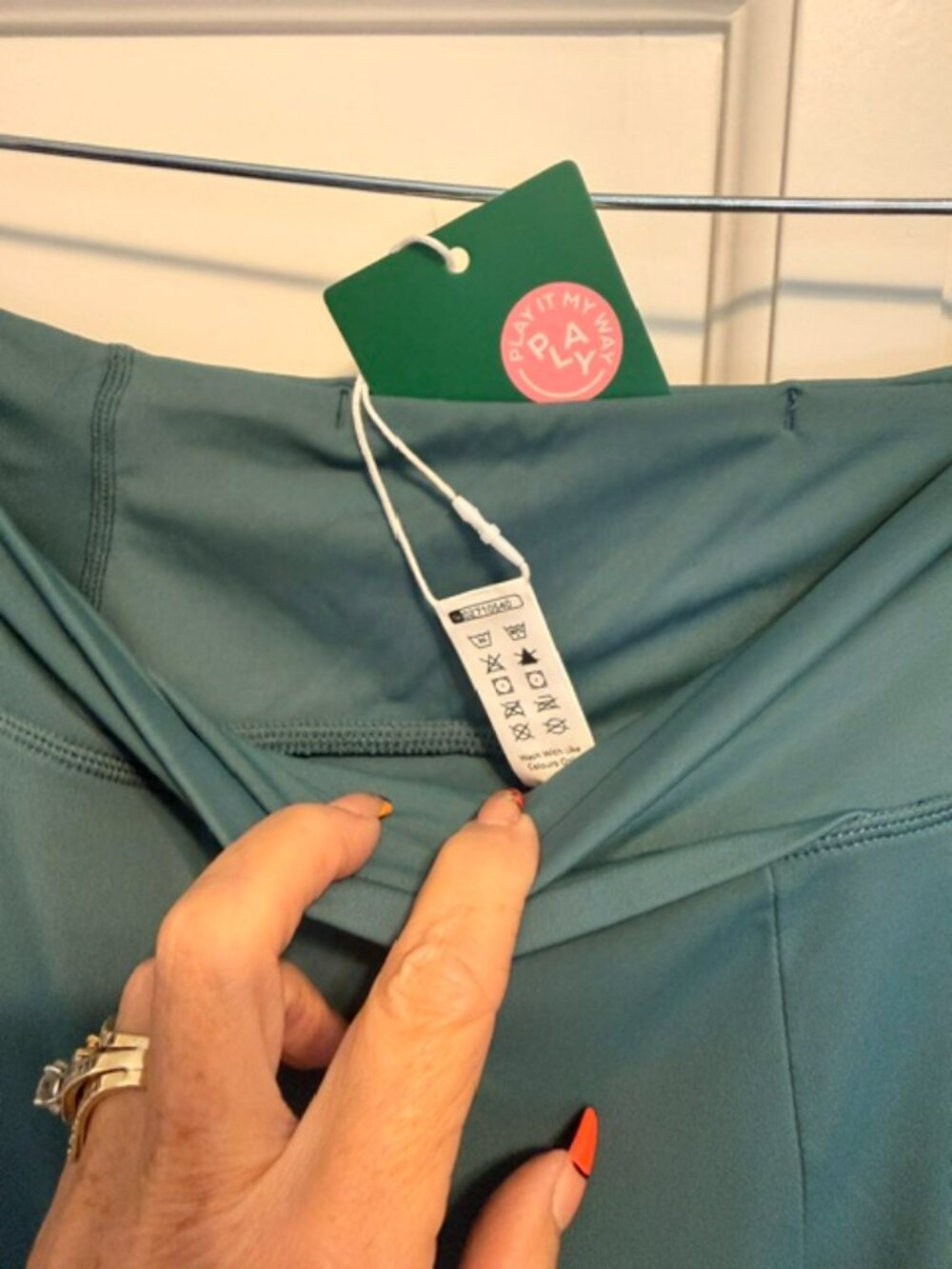 pant - Picture 2 of 2